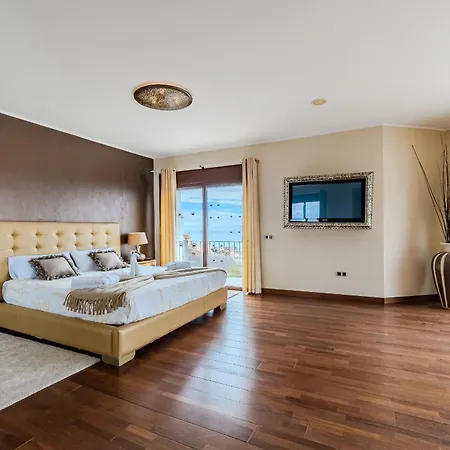 Villa Luxuryvilla Heatedpool Costaadeje Panoramicseaview Costa Adeje (Tenerife)