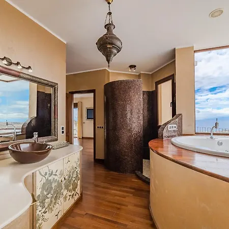 Luxuryvilla Heatedpool Costaadeje Panoramicseaview * Costa Adeje (Tenerife)