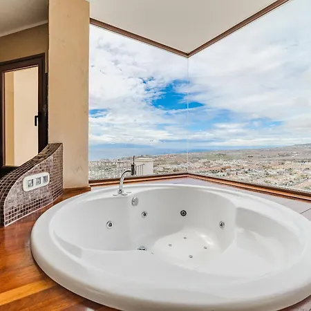 Villa Luxuryvilla Heatedpool Costaadeje Panoramicseaview Costa Adeje (Tenerife)
