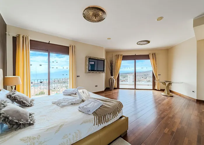 Luxuryvilla Heatedpool Costaadeje Panoramicseaview Willa *
