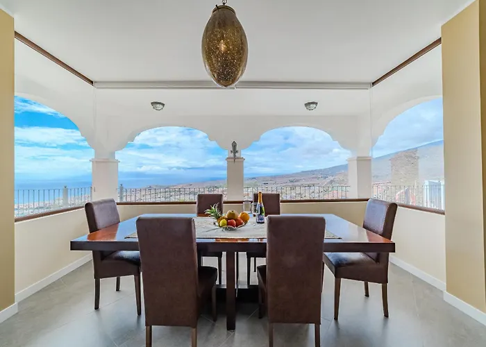 Willa Luxuryvilla Heatedpool Costaadeje Panoramicseaview *