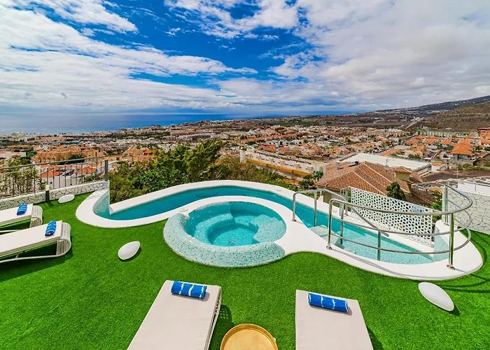 Willa Luxuryvilla Heatedpool Costaadeje Panoramicseaview