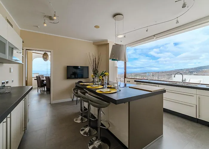 Luxuryvilla Heatedpool Costaadeje Panoramicseaview * Costa Adeje (Tenerife)