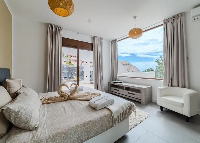 Willa Luxuryvilla Heatedpool Costaadeje Panoramicseaview