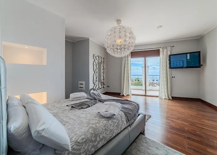 Luxuryvilla Heatedpool Costaadeje Panoramicseaview * Costa Adeje (Tenerife)